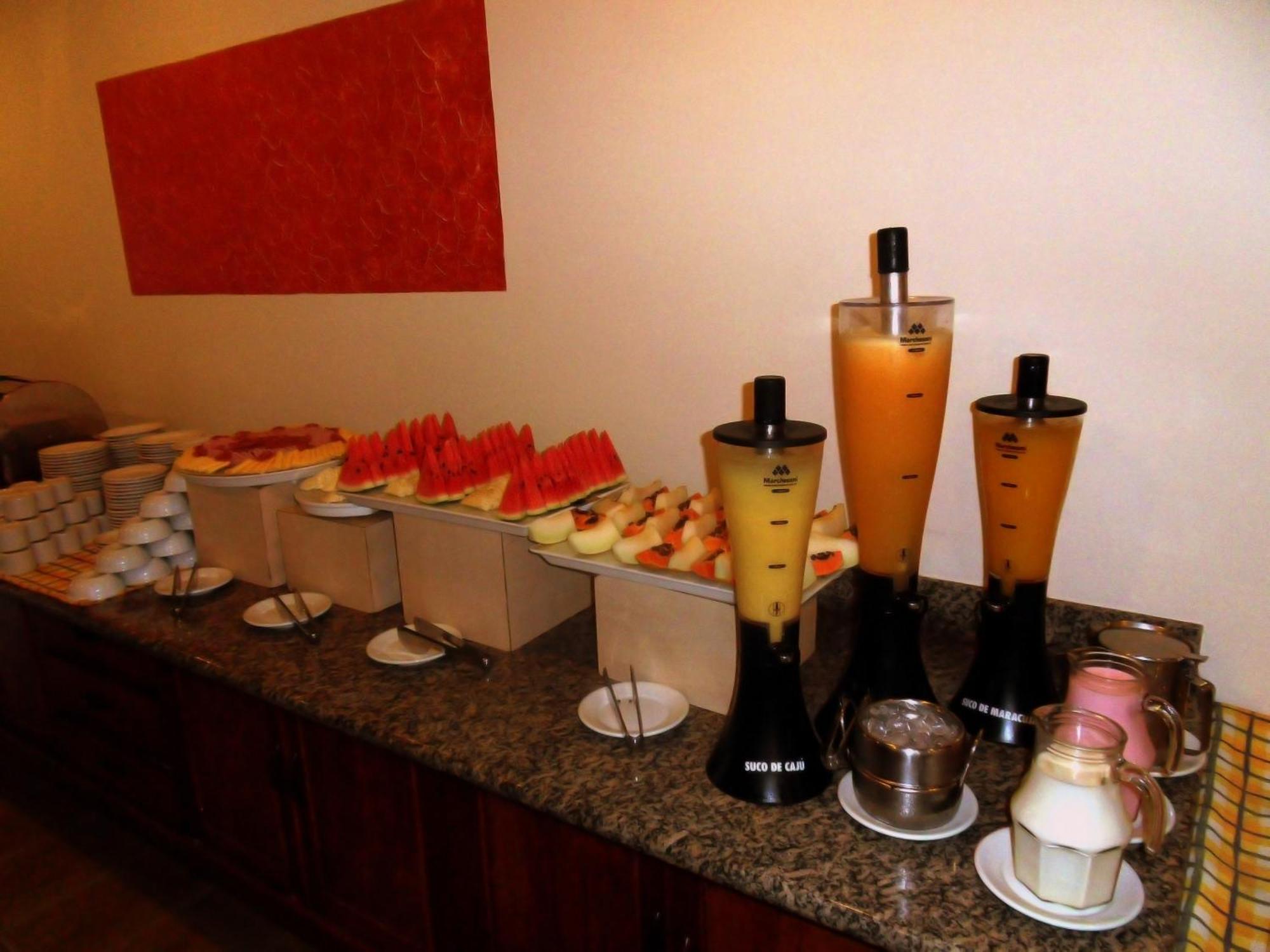 Hotel Torremolinos Ubatuba Buitenkant foto