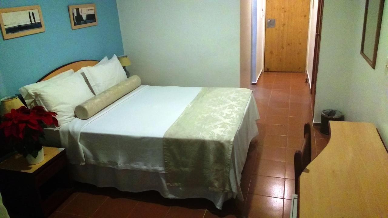 Hotel Torremolinos Ubatuba Buitenkant foto